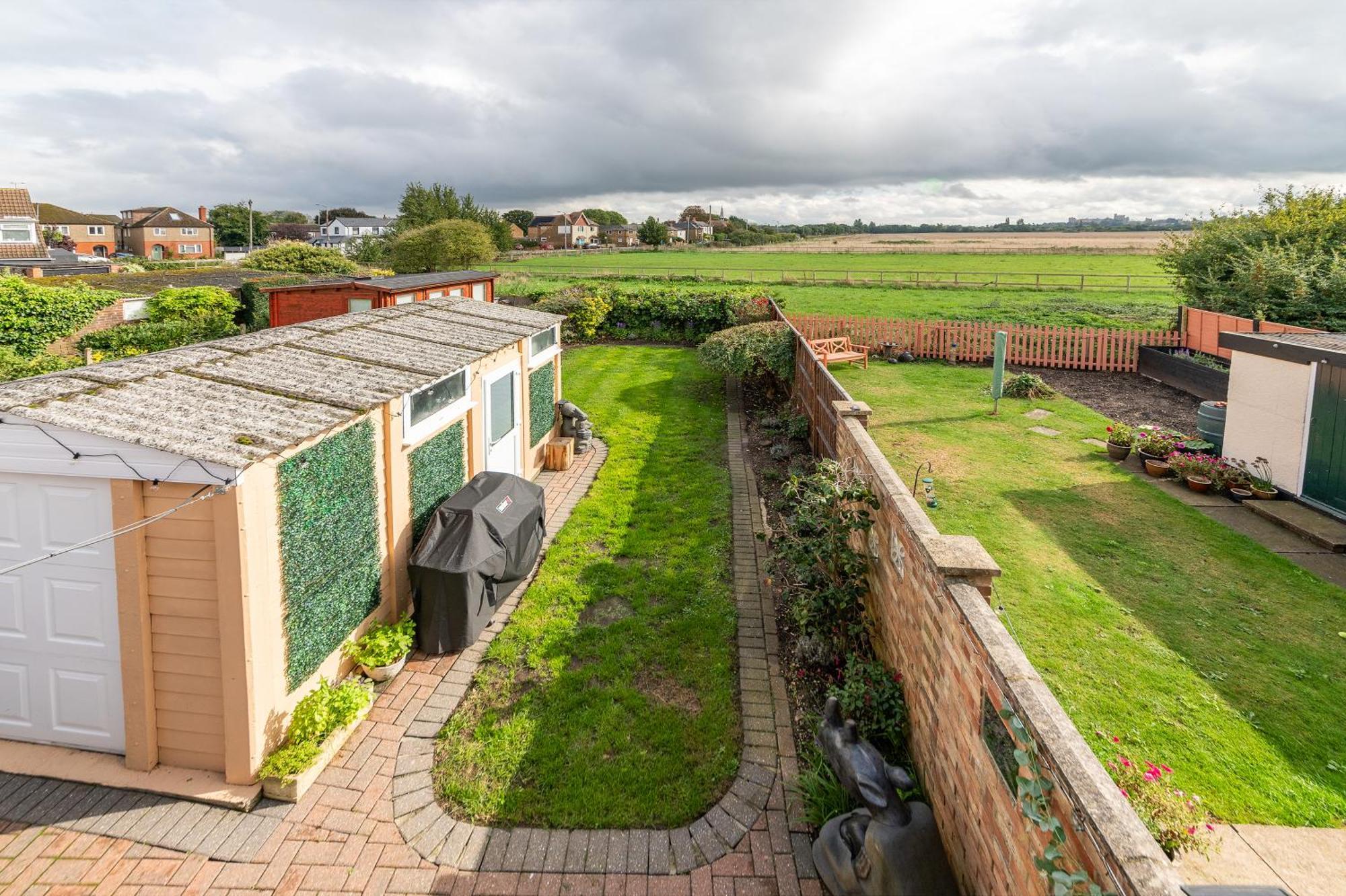 Family Home, View Of Windsor Castle Dorney Exteriör bild